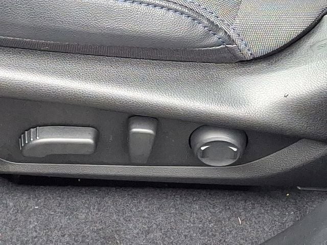 2025 Subaru Forester Base