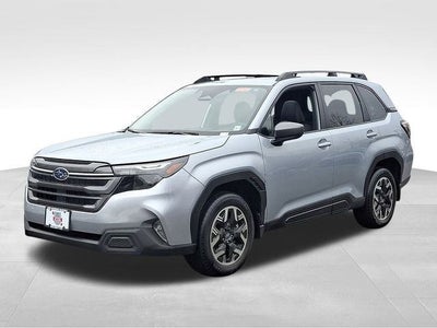 2025 Subaru Forester Base