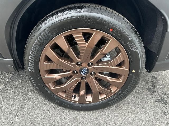 2025 Subaru Forester Base