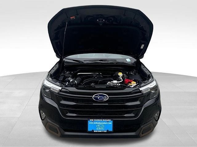 2025 Subaru Forester Base