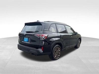 2025 Subaru Forester Base