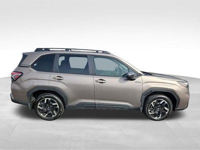 2025 Subaru Forester Hybrid Premium Hybrid